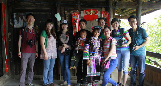 ���м�Ů��һ�� �Ľ��[�̬�կ�d�����ɡ�