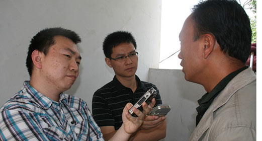 經(jīng)濟(jì)之聲記者唐明采訪磚壁村村長