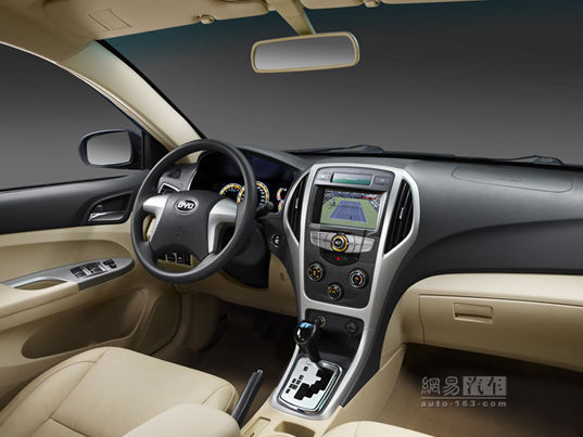 ���ߴ�Һ���� ȫ�±ȁ���F3��(n��i)�����