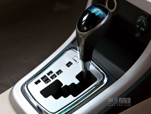 ���ߴ�Һ���� ȫ�±ȁ���F3��(n��i)�����