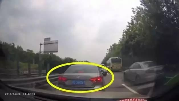 ����������ܶ��_�@�ӵ�׷β����