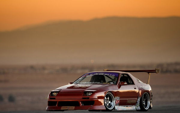 ���Ľ��^Ư�����R���_(d��)RX-7 Ŀ��(bi��o)700�R��!