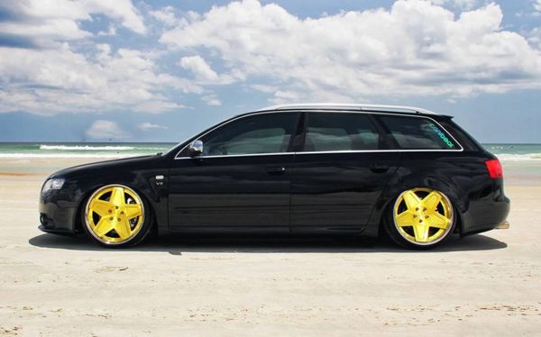 �W��S4���а���b