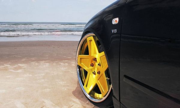 �W��S4���а���b