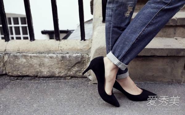 ʲô���ϴ�ʲôЬ ������߸�Ь����