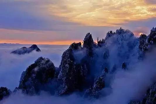 ���\�C����ӭ�����¡�������ʲô�ɫ�ģ�