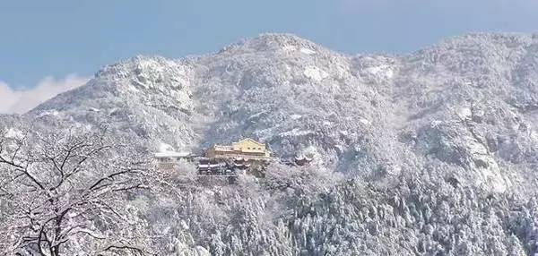 ���\�C����ӭ�����¡�������ʲô�ɫ����