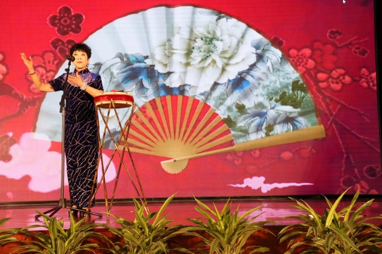 �����Ļ��������(d��ng)֮����퍽��L(f��ng)����(j��ng)����С�������Ŀ�ݳ��ڶ�վ�����