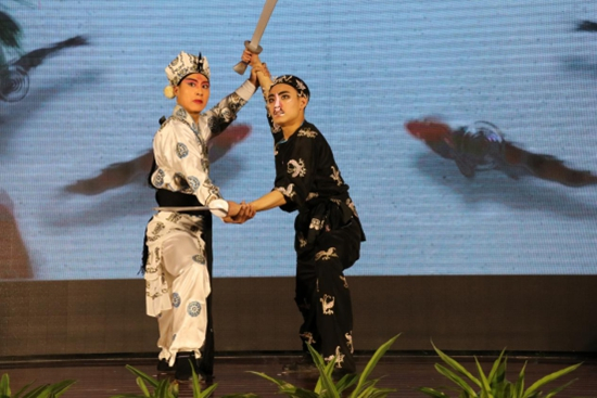 �����Ļ��������(d��ng)֮����퍽��L(f��ng)����(j��ng)����С�������Ŀ�ݳ��ڶ�վ�����