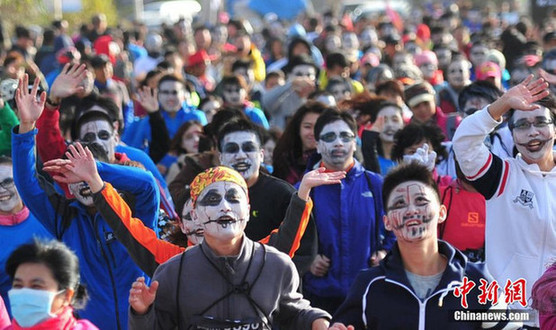 ���壺ǧ�ࡰ��ʬ���F(xi��n)���(y��ng)���^�����^(gu��)·С��