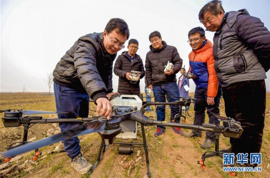 �����(hu��)����1���ӱ���ˮ���o(w��)�˙C(j��)���g����������