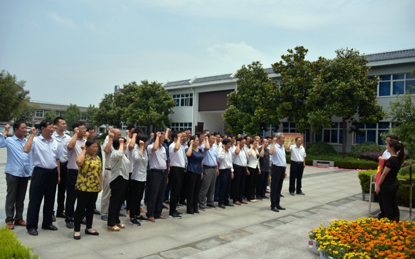 �˱�ؔ�U�v�R��ֹ�˾���M��������ؚ���h�T���ܼtɫ����