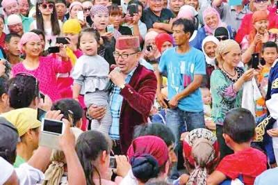 新疆歌手《實(shí)話實(shí)說》頌河南 要為河南老鄉(xiāng)正名