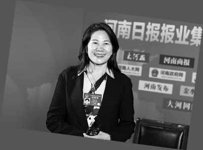 ���˹�(ji��)�￴��8λŮ��ȫ���˴�����ġ����c����