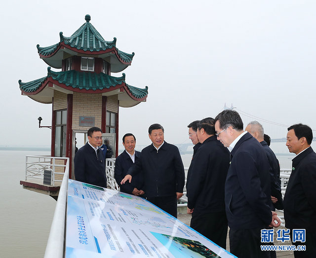 ����4��25�����磬�й����뿂��ӛ��������ϯ������܊ί��ϯ��(x��)��ƽ���챻�u(y��)�鶴ͥ�����L������ˮ�顰��������ĳ��괉ˮ��վ�� ���A��ӛ���x�h(hu��n)�Y �z