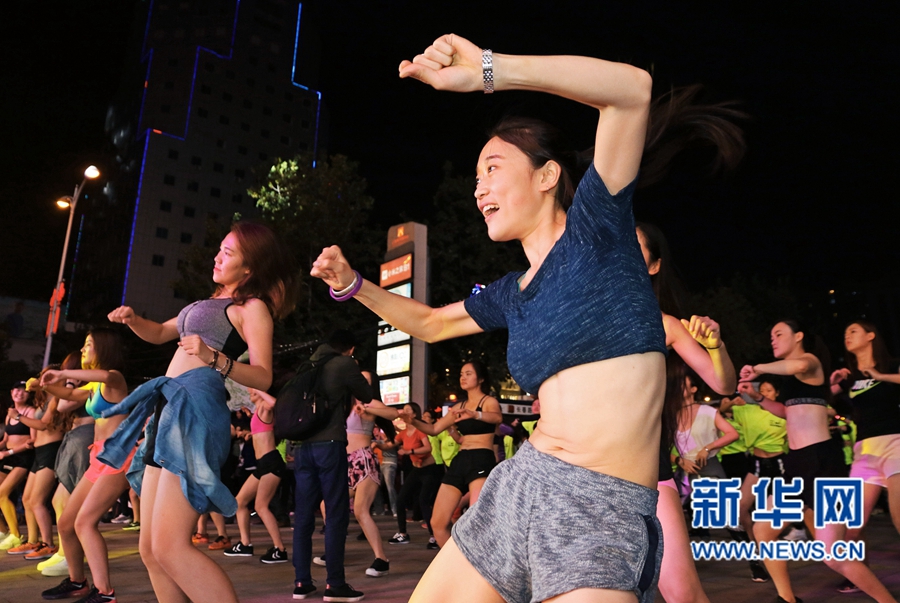 ���A�W(w��ng)�o�˙C(j��)����:���500��������^�R���V��(ch��ng)��