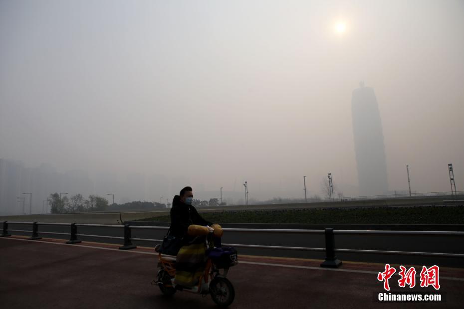 ���������ض��F�� ���еؘ�(bi��o)�������[����