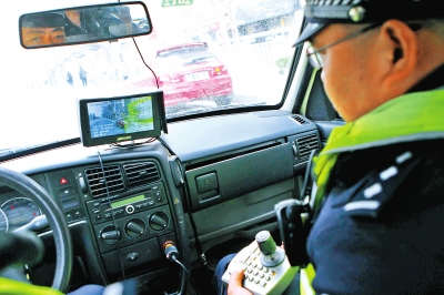 ���ݽ�ˮ·�M(j��n)���(y��n)��ģʽ ·߅�S��ͣ܇��(d��ng)�ı�����