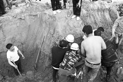 2�qŮͯ�������� ����Mխ�������1С�rʩ��