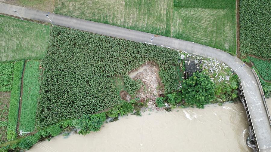 ����Ѵ���飩��3������ɣֲ�܏�����Ӱ� �r(n��ng)�������e�ܞ�(z��i)