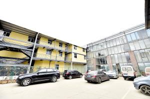 4�Ӻ��׷�ס1700���W�� ������7600ƽ�����`��У��