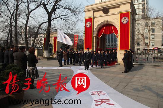 У�I(l��ng)��(d��o)�Ͱ�����ӭ�����T(m��n)�M(j��n)��ČW(xu��)���`�С������R���·�(gu��)ƽ���¡��ĳ���؟(z��)�Ρ�