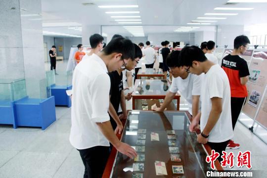 ���tɫ�B�h(hu��n)��Ѳչ���M�������׈�����h�Ƽ���W�e��