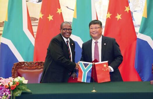 2014 ��12 ��4 �գ���܇��C(j��)��˾�����L(zh��ng)������(j��ng)��������c�Ϸ�Transnet ؓ(f��)؟(z��)�˺����F·�b������f(xi��)�h��