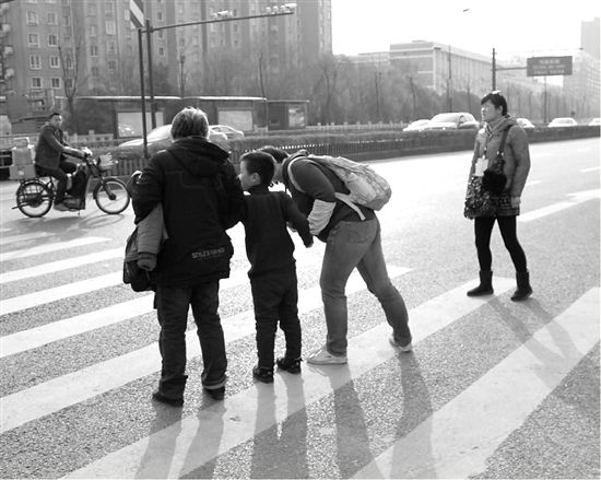 ���L(zh��ng)������݆��ֵ��վ����������^(gu��)�R·��