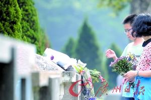 �V���������T����Ĺ���ǷǷ����Y ֻ��Ѫ���o�w