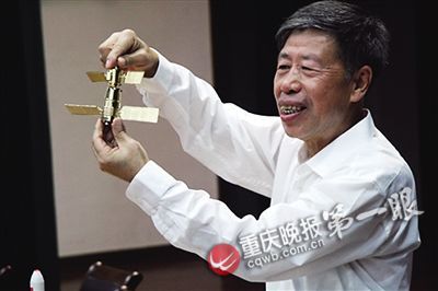 �S������ϲ�gС����߀����(j��ng)���������ӵ����I(y��)�������f���@Щ���I(y��)��(x��)�}�����S�������f��С��һ����Ȼ�����@λ1958����㽭ʡ�߿���������(sh��)����ȫ�ƝM�ֵĸ߲����s��ʾ����Щ�}Ŀ���e�f�������������y�����B���Լ�����������