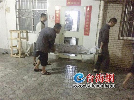 ��Ů�ӿ��{����(n��i)�Կ��~���� ��һ����̼�ж�