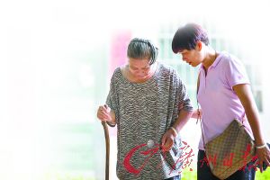 ��Ů���v�������yӢ���˳��T�߄�(d��ng)��