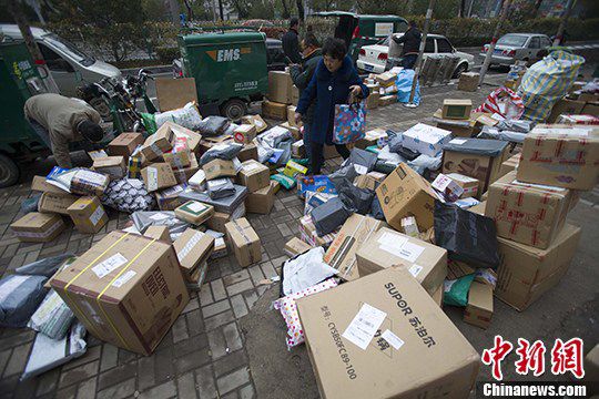 �Y�ψD���D��ɽ��̫ԭĳ���f������Ͷ������f䁝M���� ������ӛ�� ���� �z