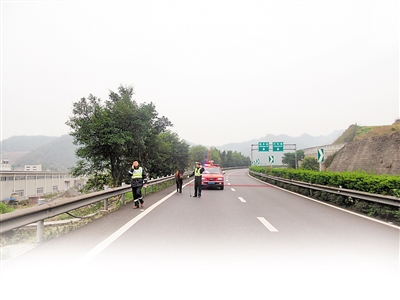 �E�R�ϸ���·������1С�r