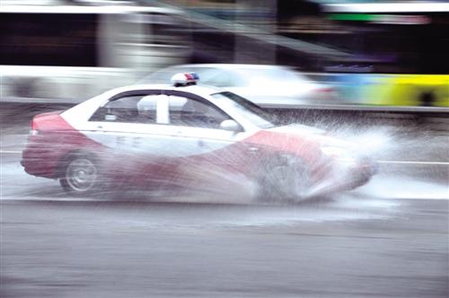 ���ڳ���܇��(j��ng)�I��(qu��n)�o���� ��I(y��)��˾�C(j��)�f(xi��)�̷����X