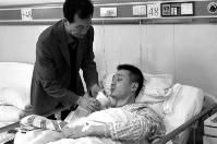 �A�̈�(b��o)Ӎ��ӛ�� ��ºϣ��ɓ��˴������(d��ng)һ�����ó��˵�������һ���r��31�q�񾯷������Ȼ�_����ȥͽ�֊Z�²˵����ɹ�̎��һ��Σ�C(j��)�����Լ����ֱۅs���������o�}Ѫ������(j��ng)��������ѡ�