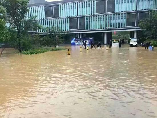 �Ͼ���ض���ˮ ��҆�λ֪ͨ�ż�