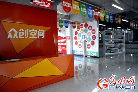 ���W(w��ng)�j(lu��)ý�w���D(zhu��n)�ġ����ϡ���(li��n)�W(w��ng)+����܇ ���������υ^(q��)���l(f��)�¹��