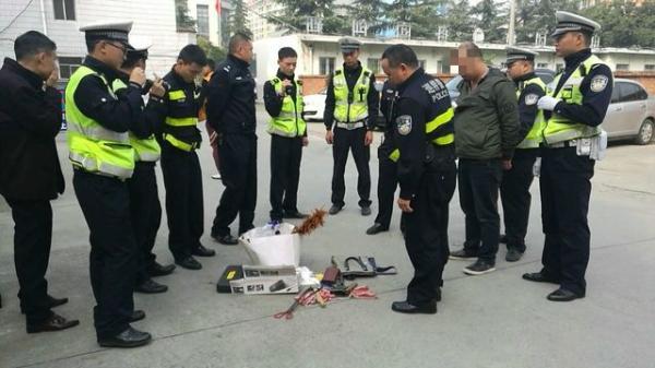 �Ĵ�һ�����`ͣ��䓹����{���� �����܇��(n��i)�ѳ���֧