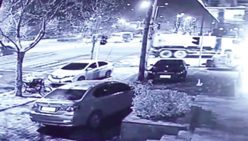 女生趕考路上被軋