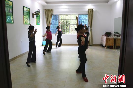 �V�������������I�Ρ��ṩ��ģʽ�B(y��ng)�Ϸ���(w��)