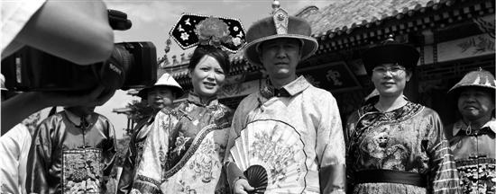 ���ο����Ӱ�əM�������M(f��i)�c(di��n):����С�r��һ��