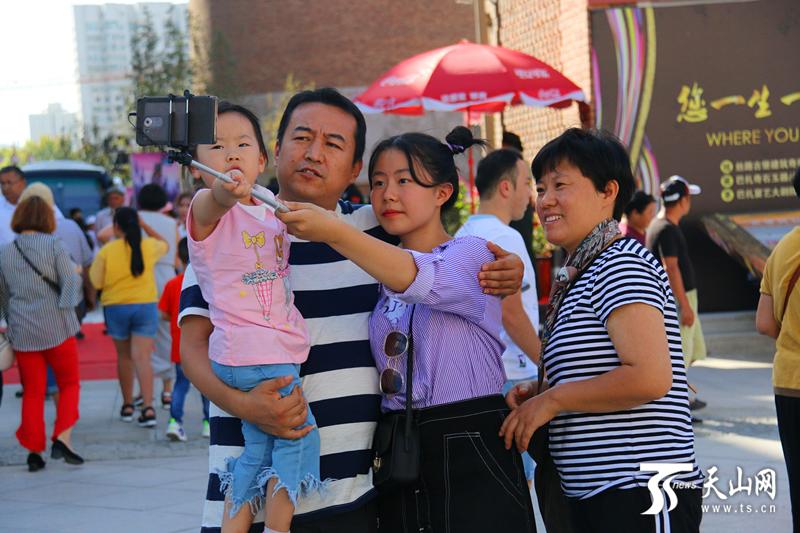 �c(di��n)���M(j��n)����һ�