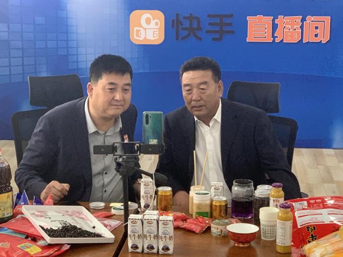 �c���M����һ�