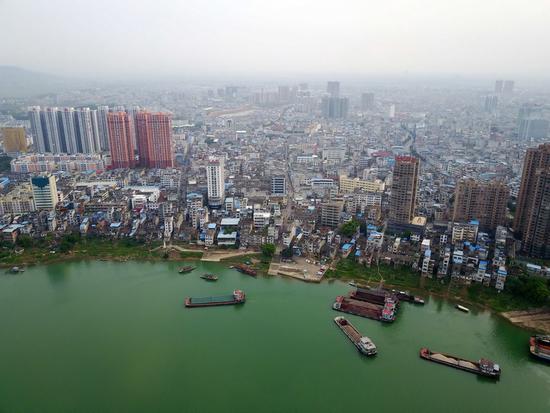 ӛ�ߺ��ĵďV���M�h�h�����ڵؙM���(zh��n)��4��13�Քz)�� ���A��ӛ�� ���A �z